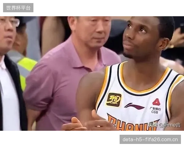 山西后卫贾明儒凭借稳定高效的替补火力，荣获本赛季最佳第六人奖项。